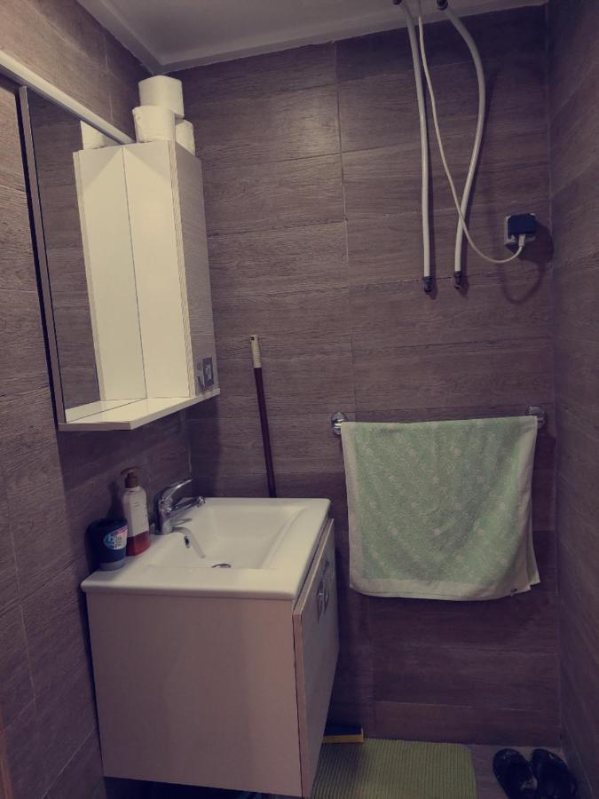 Studio De Luxe 乌季达 外观 照片